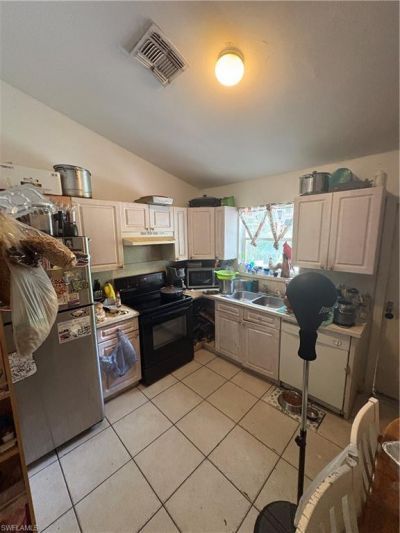 3123 Pine Tree Dr, Naples, FL 34112 Photo