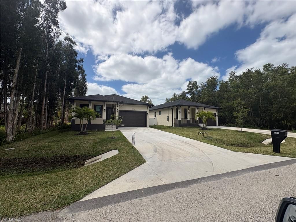 3123 Pine Tree Dr, Naples, FL 34112 Photo