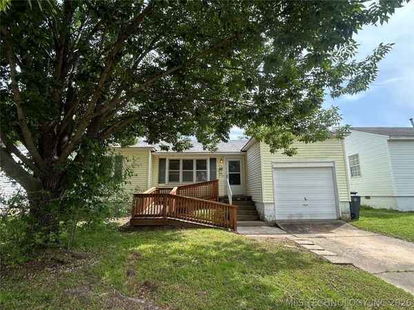 3722 W 44th Street , Tulsa, OK 74107