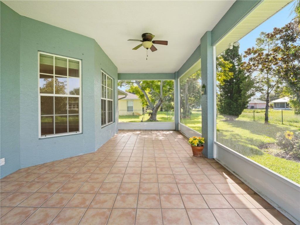 107 Larchmont Terrace, Sebastian, FL 32958 Photo