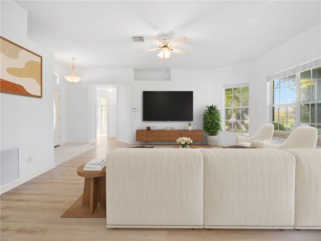 107 Larchmont Terrace, Sebastian, FL 32958 Photo