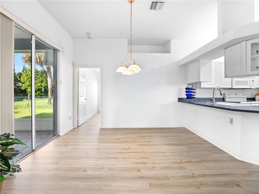 107 Larchmont Terrace, Sebastian, FL 32958 Photo