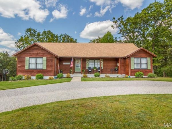 24057 E Cedar Point Road, Lebanon, MO 65536