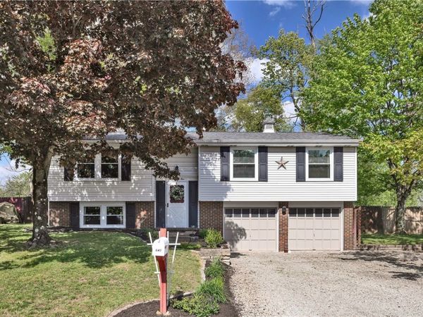 645 Blue Ridge Rd, Pittsburgh, PA 15239