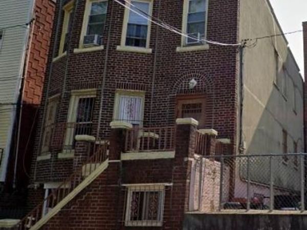 1827 Amethyst Street , Bronx, NY 10462