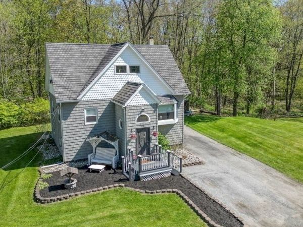 70 Cedar Tree Dr, Vernon, NJ 07422