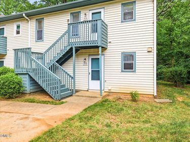332 Ashley Forest Road, Unit Bldg H, Chapel Hill, NC 27514