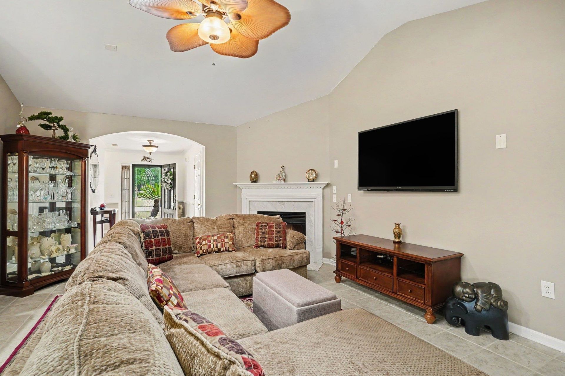 3456 Arrowhead Blvd. Photo 6