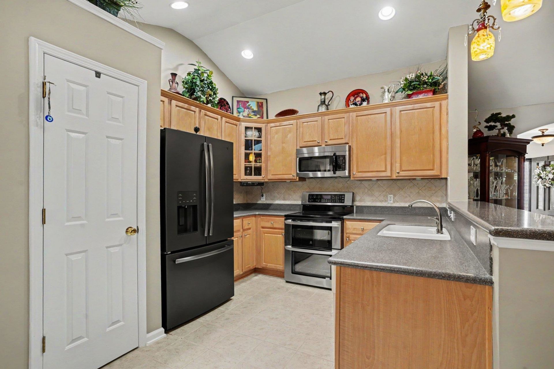 3456 Arrowhead Blvd. Photo 9