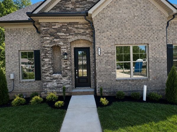 701 Harpeth Knoll Ct , Nashville, TN 37221
