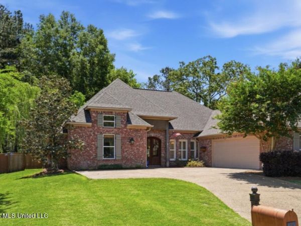 156 Hartfield Drive, Madison, MS 39110