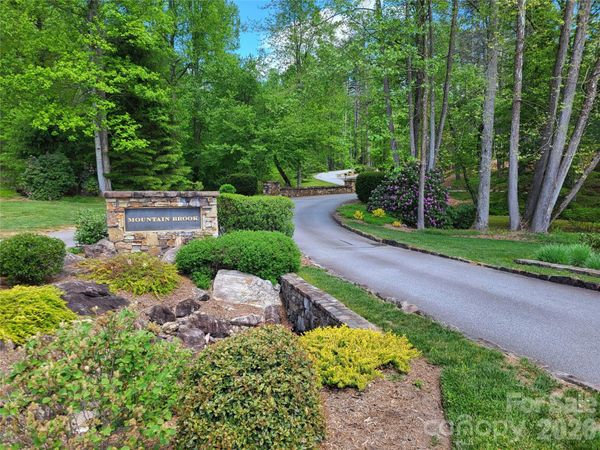 20 Rockbrook Overlook, Brevard, NC 28712