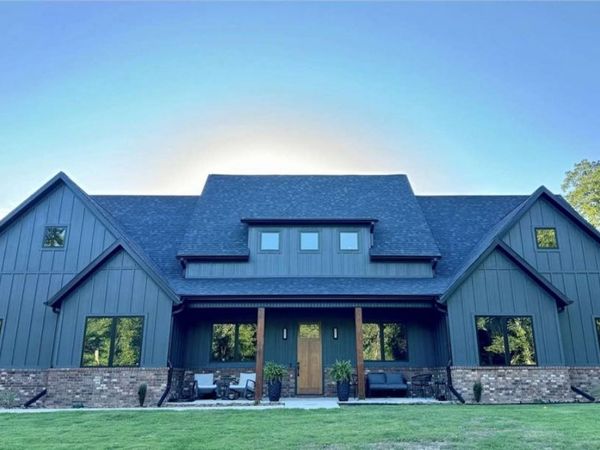 26 Eastleigh Circle, Bella Vista, AR 72714