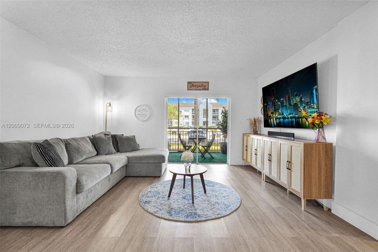 8680 SW 212th Street , Unit 105, Cutler Bay, FL 33189 Photo