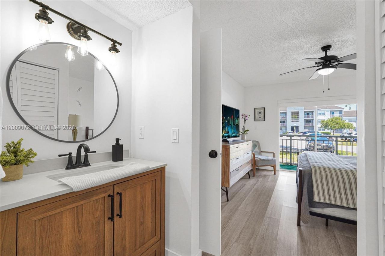 8680 SW 212th Street , Unit 105, Cutler Bay, FL 33189 Photo