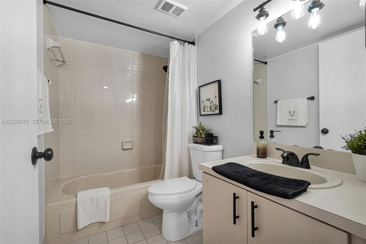 8680 SW 212th Street , Unit 105, Cutler Bay, FL 33189 Photo
