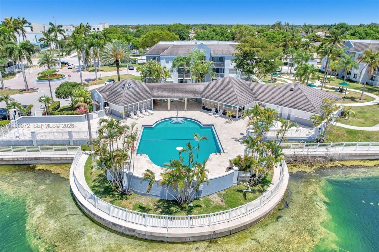8680 SW 212th Street , Unit 105, Cutler Bay, FL 33189 Photo