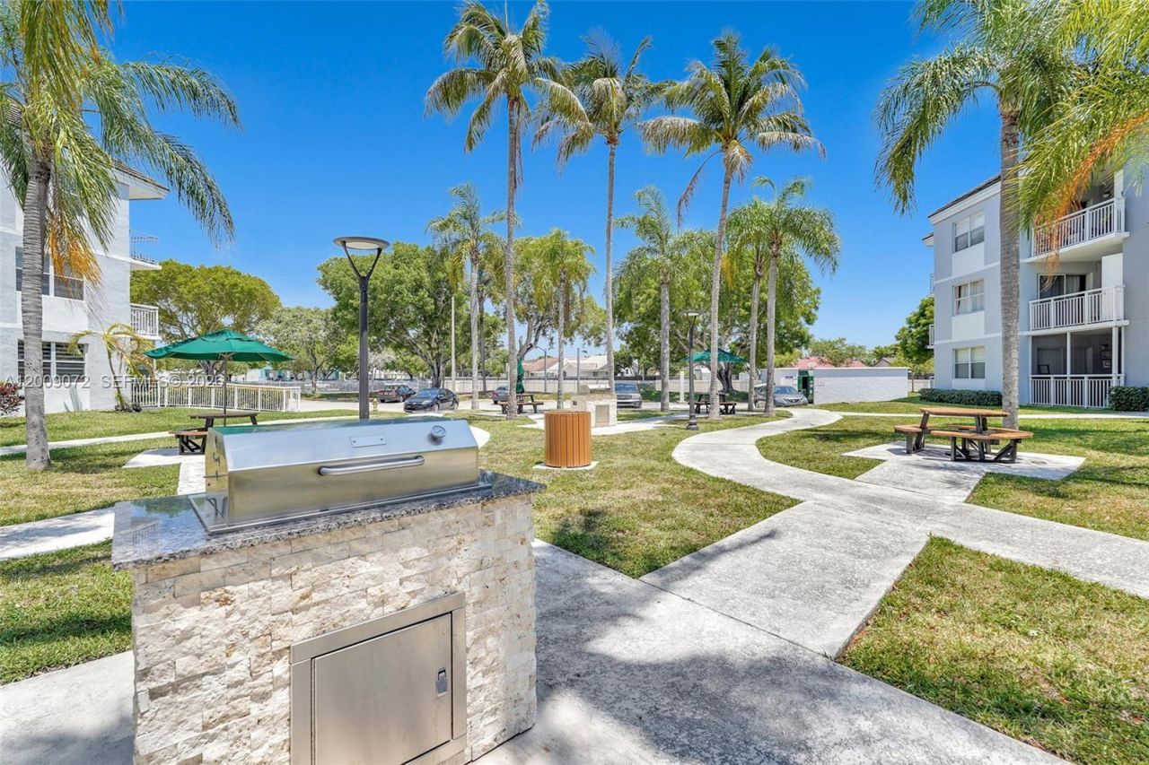 8680 SW 212th Street , Unit 105, Cutler Bay, FL 33189 Photo