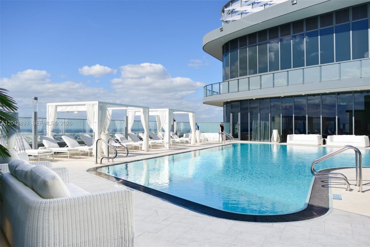 1000 Brickell Plz , Unit 3014, Miami, FL 33131 Photo