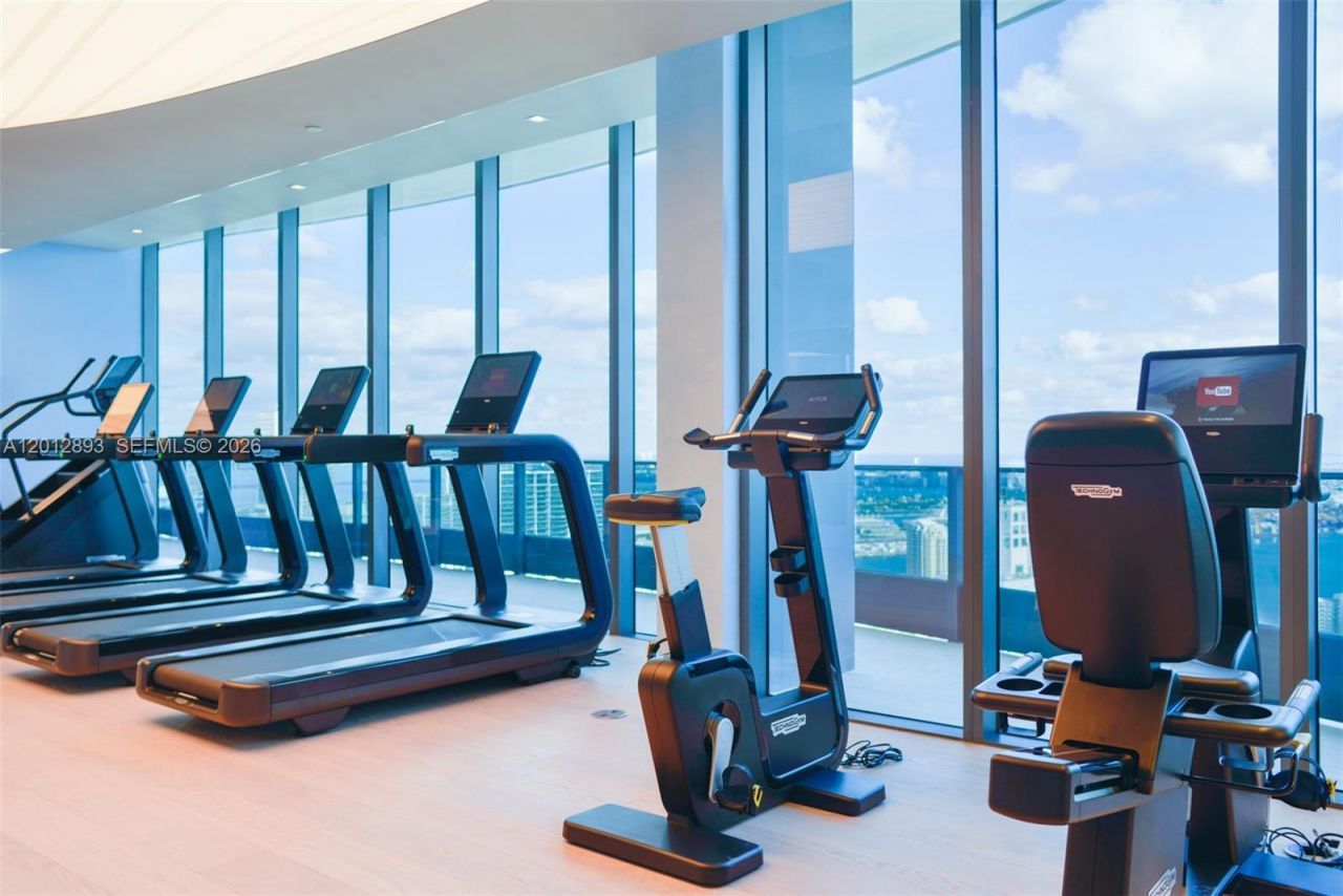 1000 Brickell Plz , Unit 3014, Miami, FL 33131 Photo