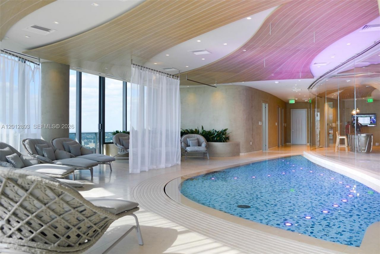 1000 Brickell Plz , Unit 3014, Miami, FL 33131 Photo