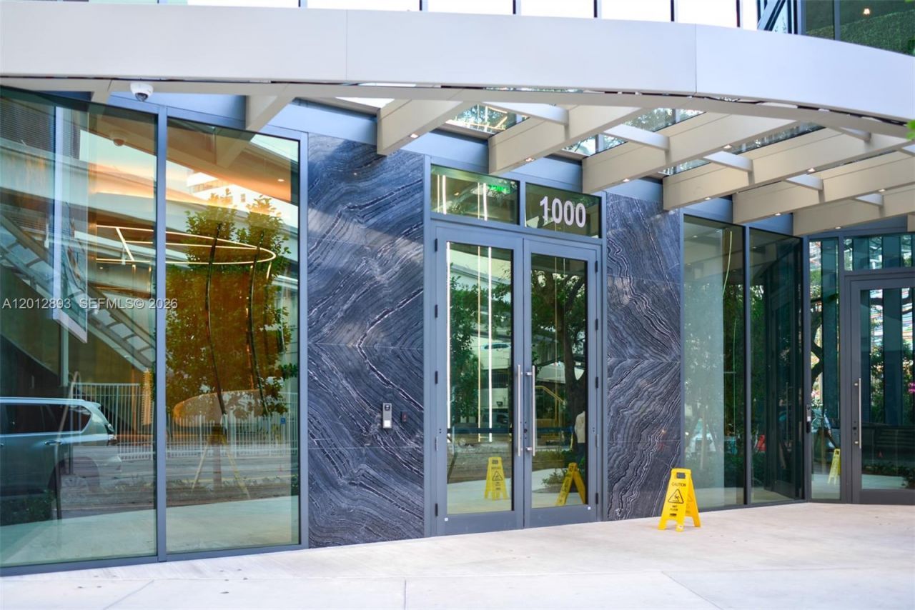 1000 Brickell Plz , Unit 3014, Miami, FL 33131 Photo