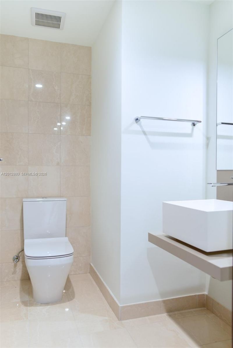 1000 Brickell Plz , Unit 3014, Miami, FL 33131 Photo