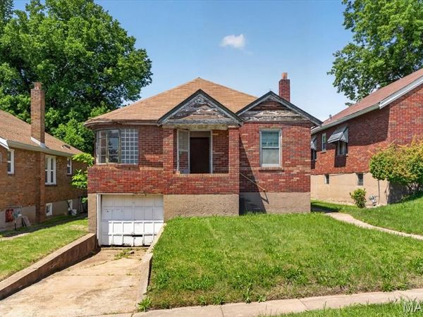 3023 Kemp Drive , Normandy, MO 63121