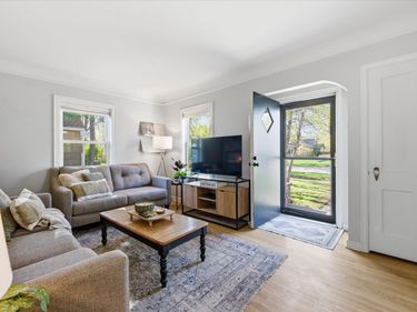 5912 Goodrich Avenue, Saint Louis Park, MN 55416