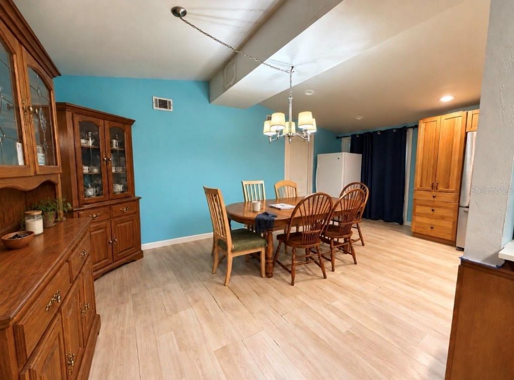 26106 Fishermans Road, Paisley, FL 32767 Photo