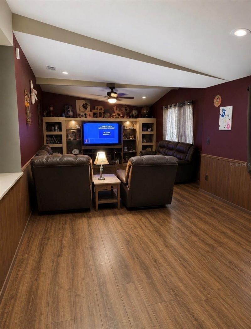 26106 Fishermans Road, Paisley, FL 32767 Photo