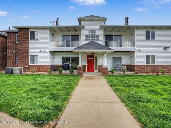 914 Carom Circle, Mason, MI 48854