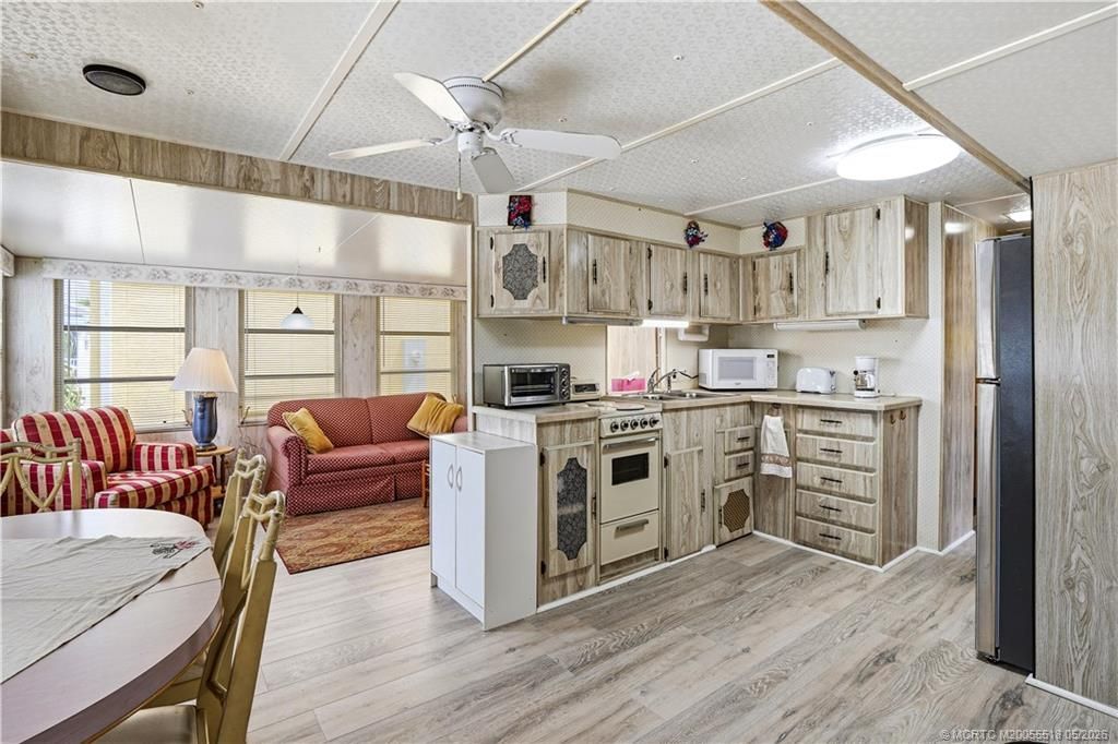 175 Nettles Boulevard, Jensen Beach, FL 34957 Photo