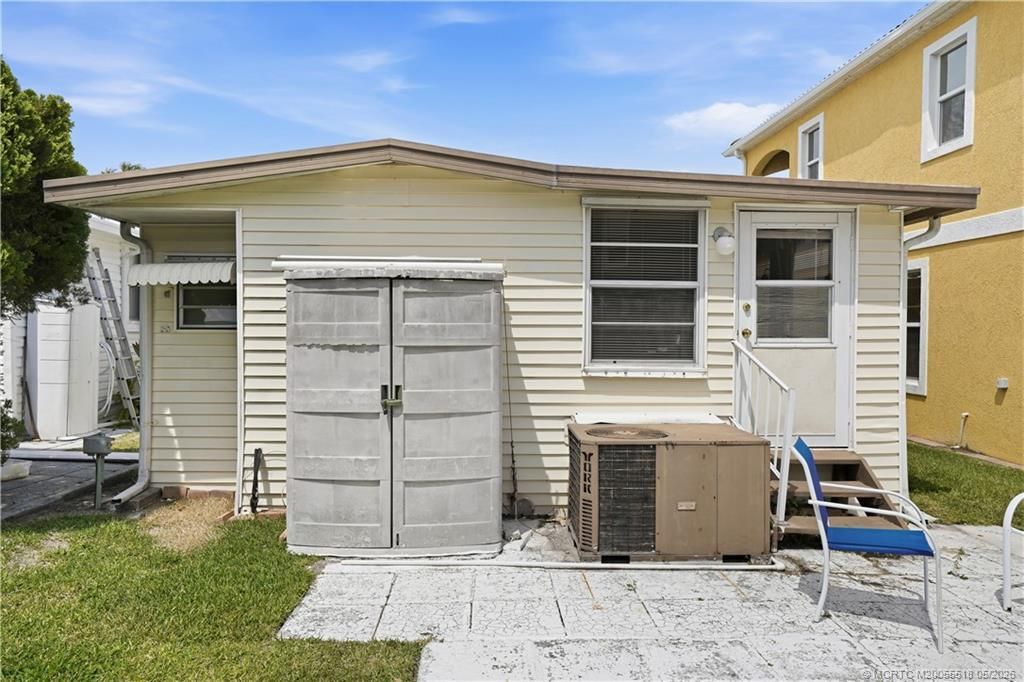 175 Nettles Boulevard, Jensen Beach, FL 34957 Photo