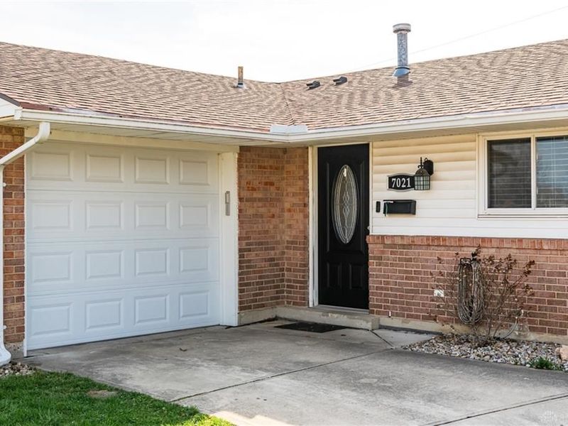 7021 Bascombe Drive, Huber Heights, OH 45424 Photo 13