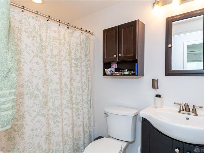 7021 Bascombe Drive, Huber Heights, OH 45424 Photo 17