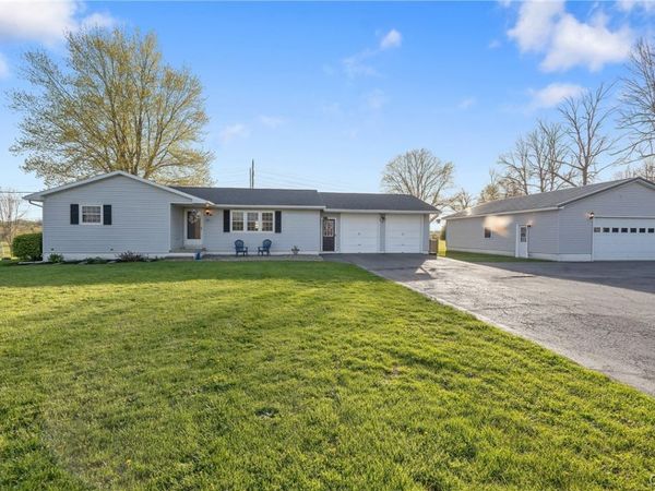 395 County Route 25 , Oswego, NY 13126