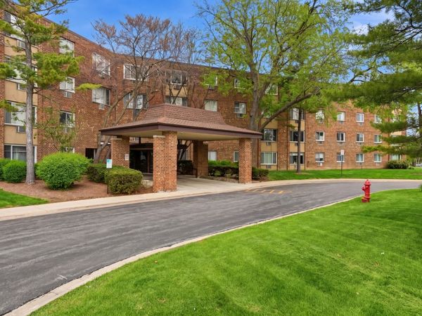 1500 Robin Circle , Unit 205, Hoffman Estates, IL 60169