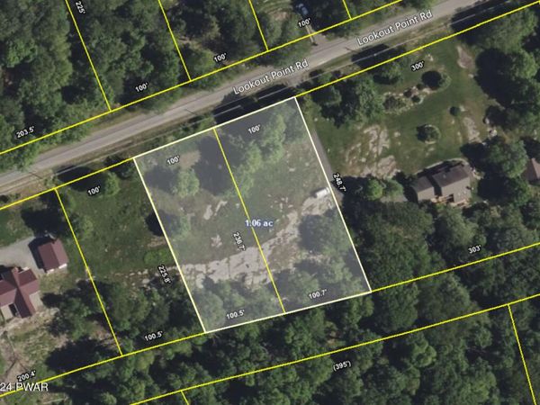 25 & 26 Lookout Point Road, Canadensis, PA 18325