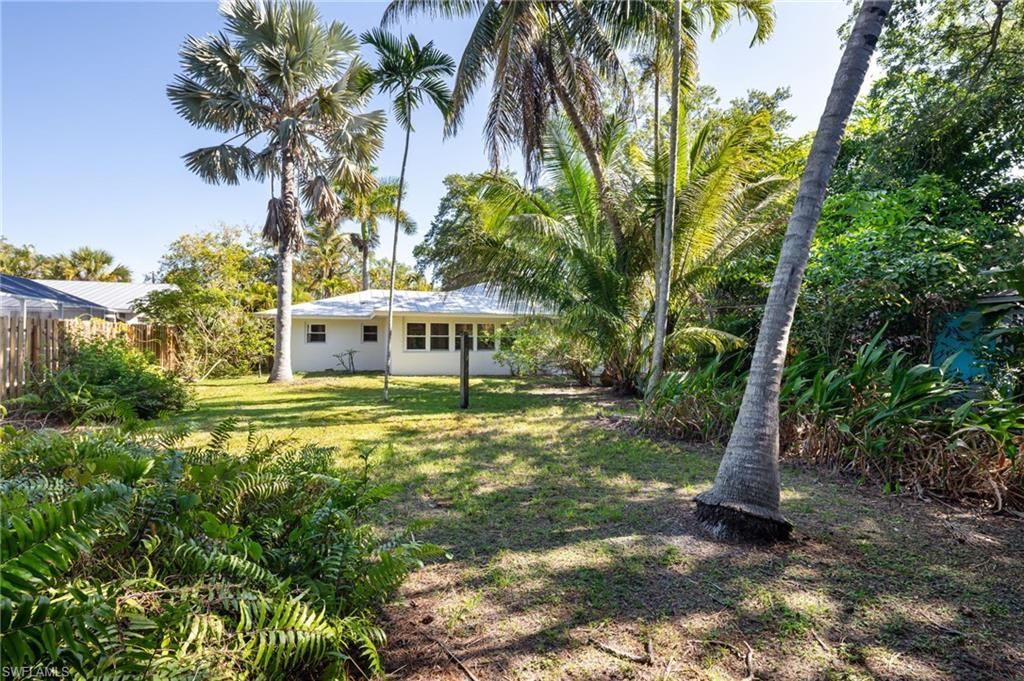2424 Harbor Rd , Naples, FL 34104 Photo