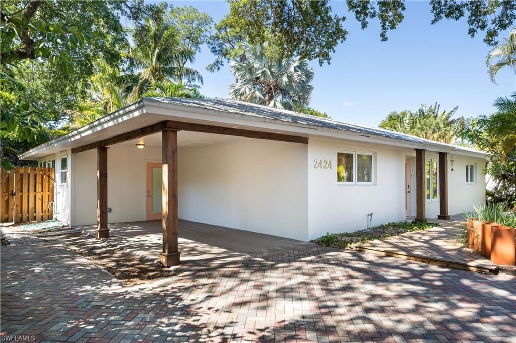 2424 Harbor Rd , Naples, FL 34104 Photo