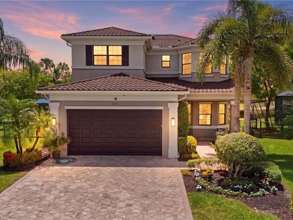 4220 Amelia WAY , NAPLES, FL 34119