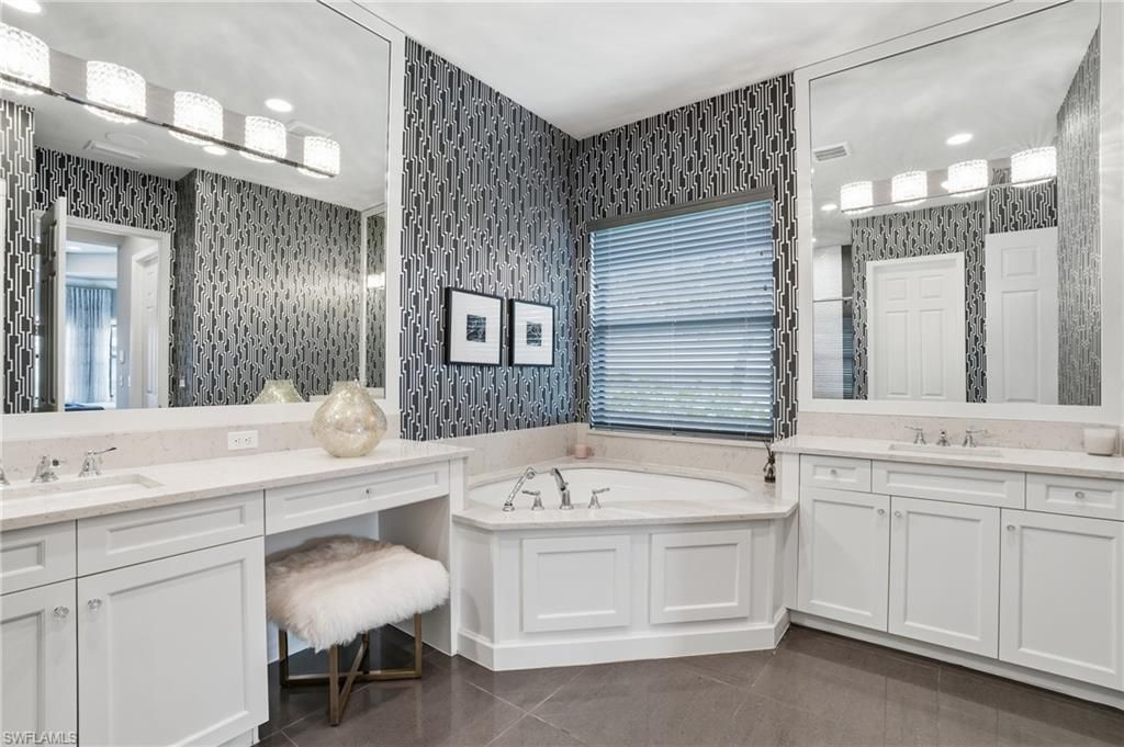 4220 Amelia Way, Naples, FL 34119 Photo