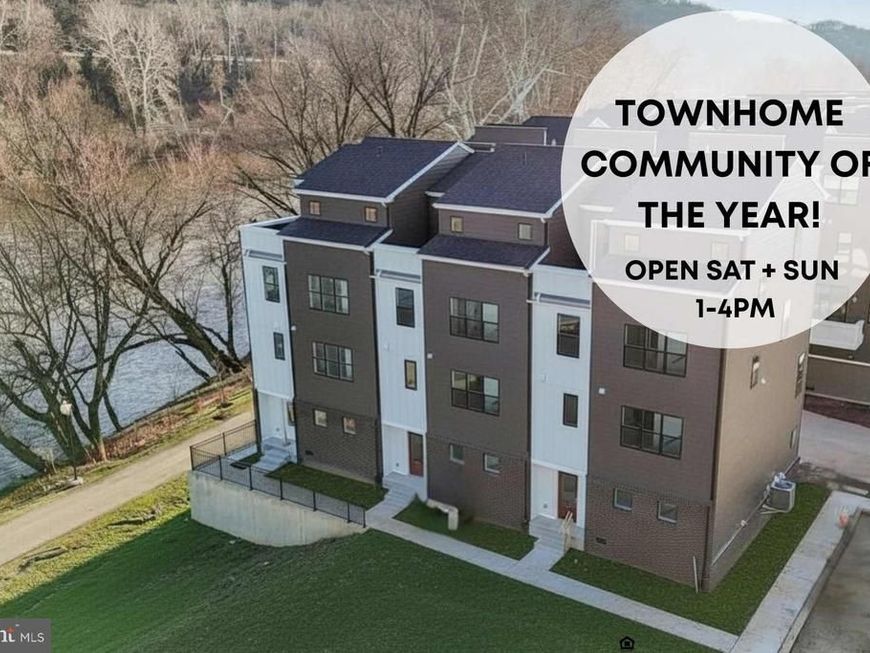 956 Riverplace Drive, Unit 56, Conshohocken, PA 19428 Main Photo