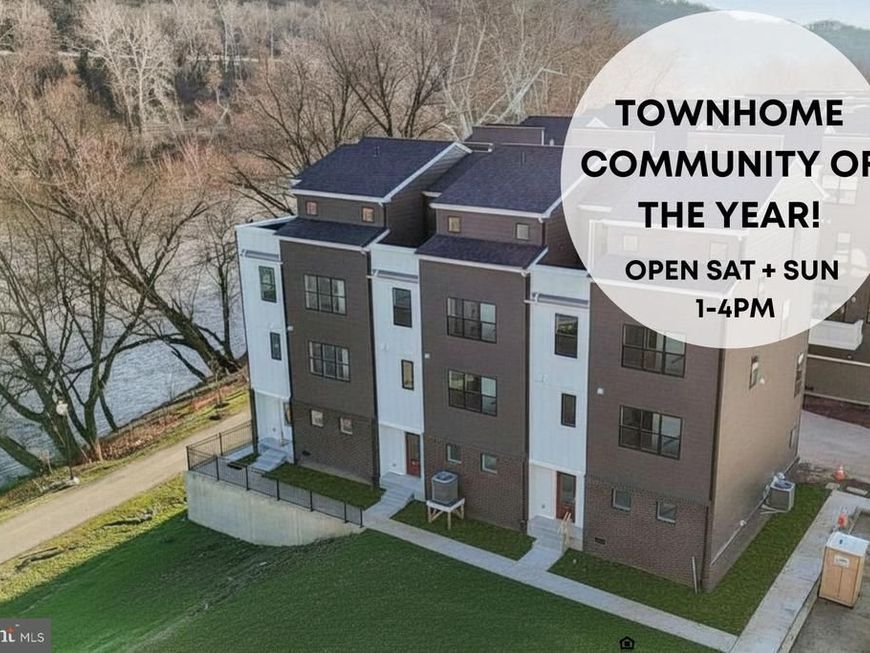 956 Riverplace Drive, Unit 56, Conshohocken, PA 19428 Main Photo