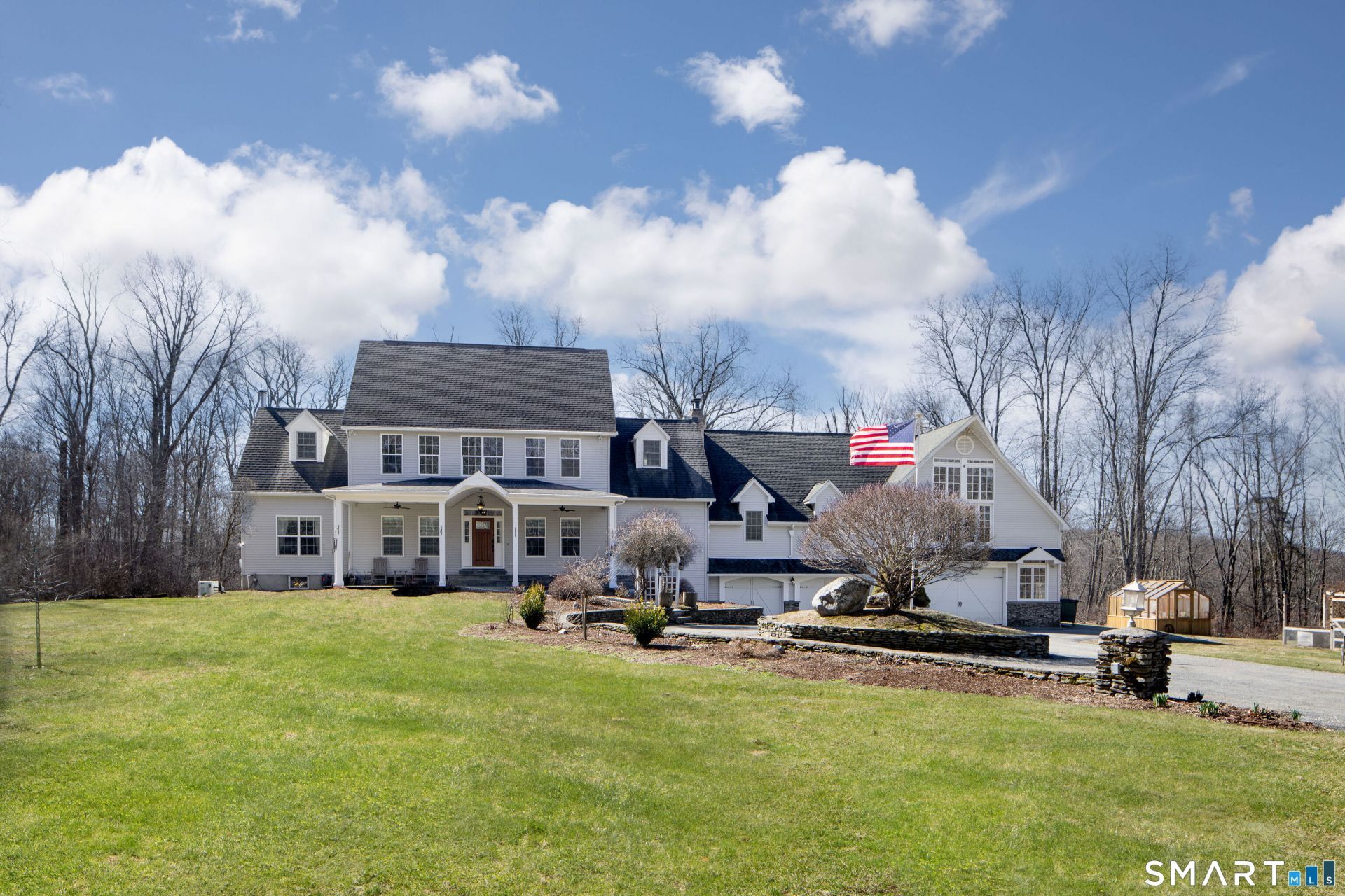 27 Smoke Ridge, Sherman, CT 06784 Main Photo