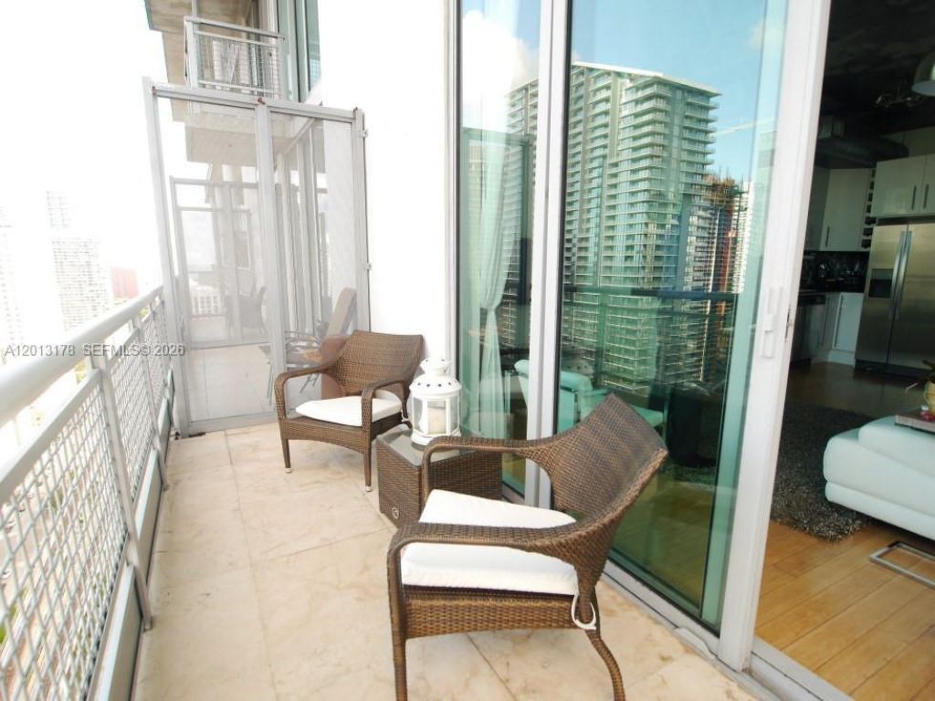 690 SW 1st Ct , Unit PHI04, Miami, FL 33130 Photo