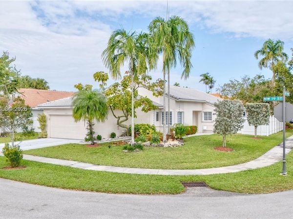 17851 NW 19th St , Unit 17851, Pembroke Pines, FL 33029