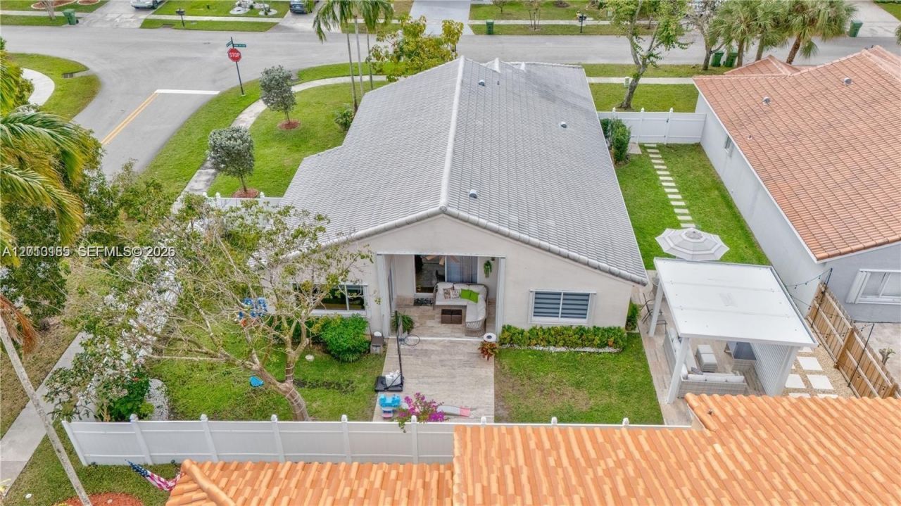 17851 NW 19th St, Unit 17851, Pembroke Pines, FL 33029 Photo