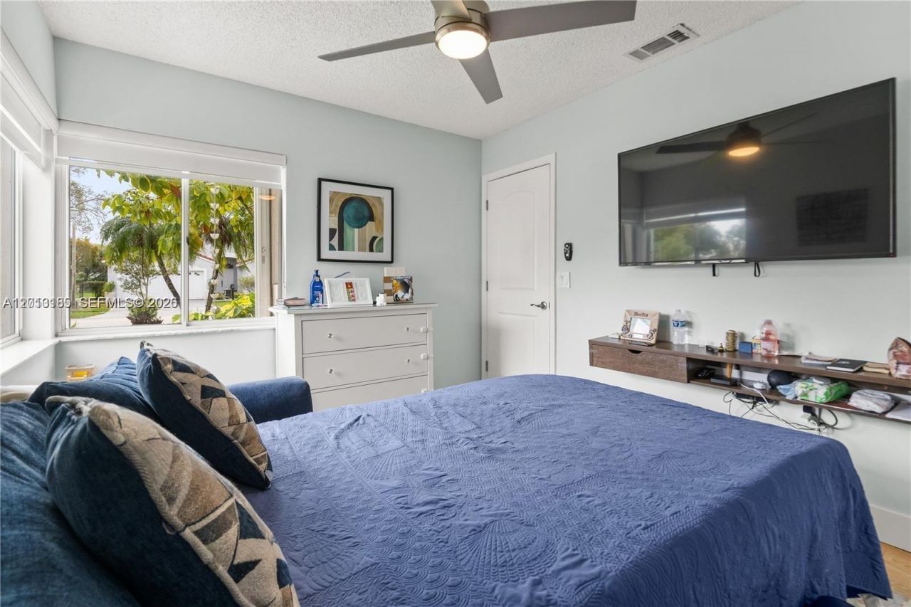 17851 NW 19th St, Unit 17851, Pembroke Pines, FL 33029 Photo